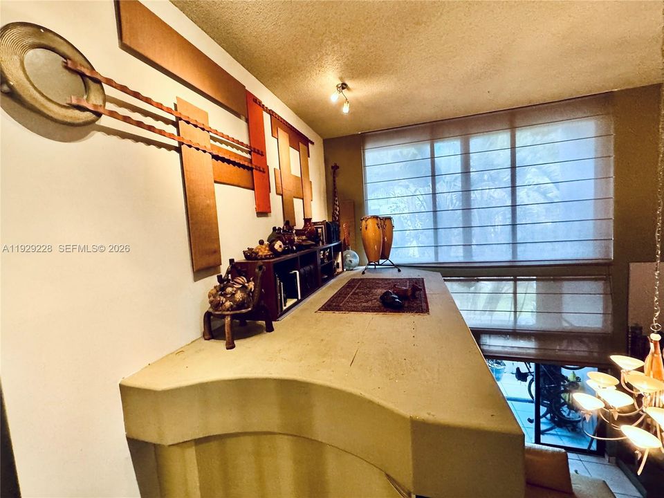 На продажу: $879,000 (2 спален, 2 ванн, 1641 Квадратных фут)