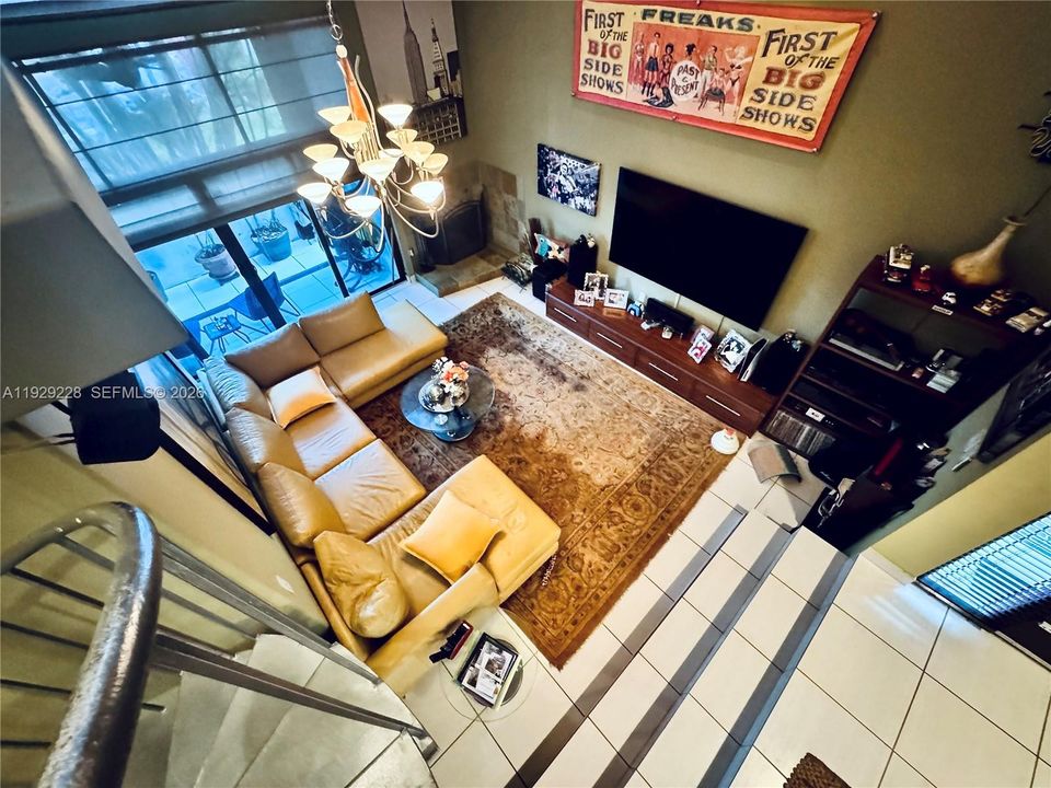 На продажу: $879,000 (2 спален, 2 ванн, 1641 Квадратных фут)