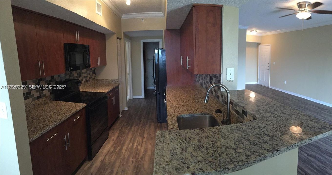 En Renta: $2,350 (2 camas, 2 baños, 1130 Pies cuadrados)