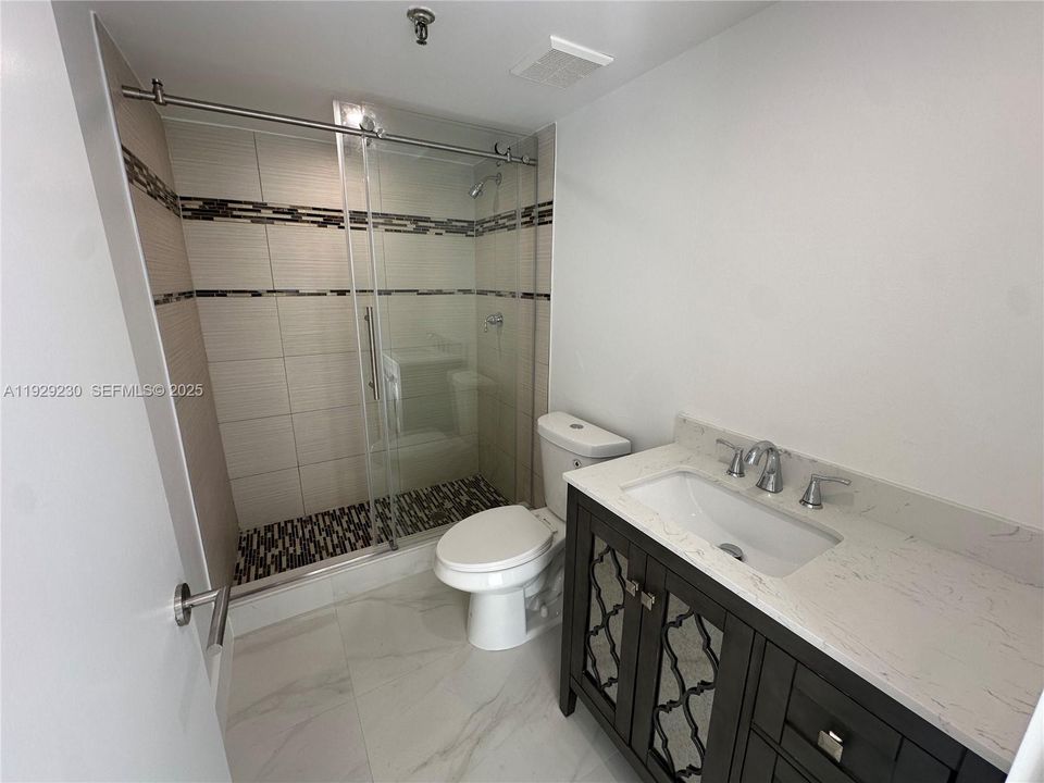 For Rent: $3,500 (2 beds, 2 baths, 1054 Square Feet)