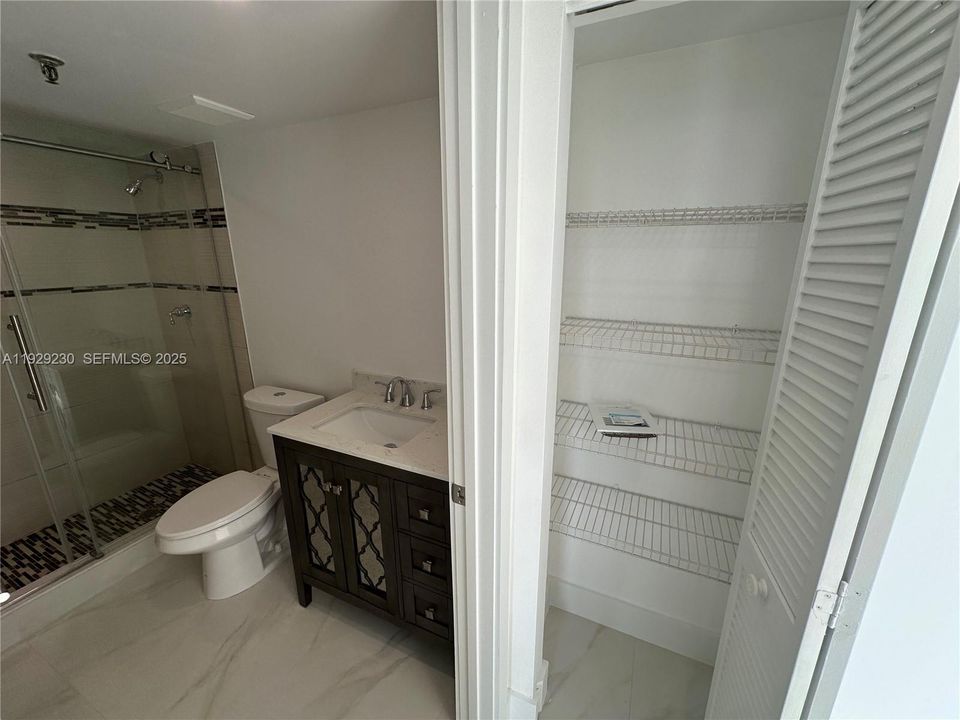 For Rent: $3,500 (2 beds, 2 baths, 1054 Square Feet)