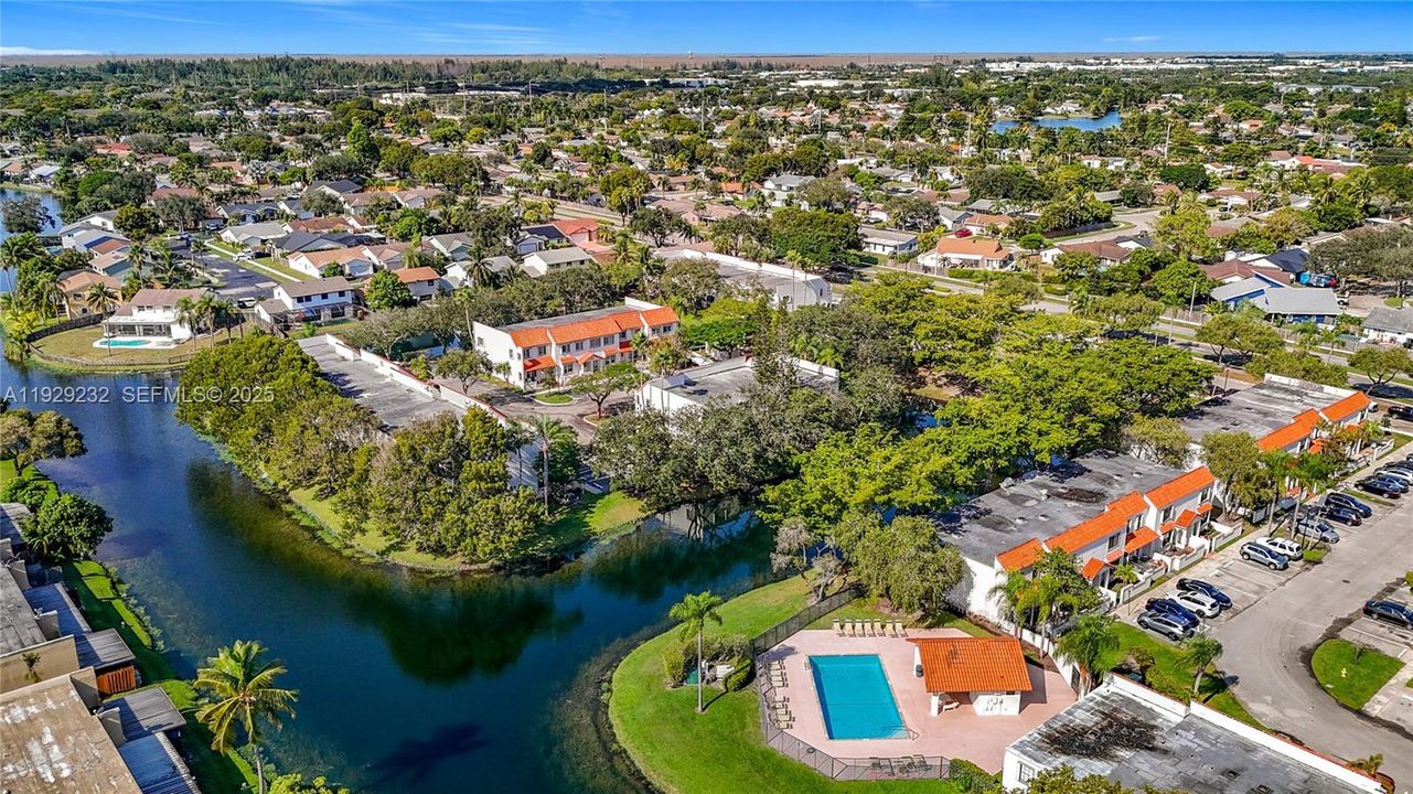 For Sale: $420,000 (3 beds, 2 baths, 1580 Square Feet)