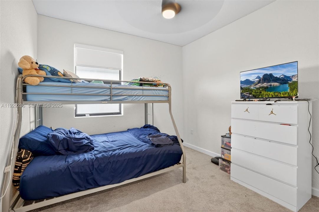 For Sale: $575,000 (4 beds, 2 baths, 2598 Square Feet)