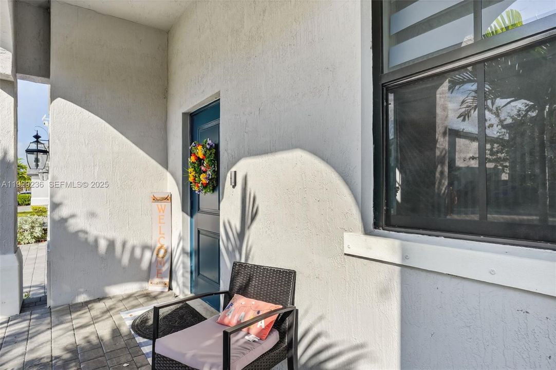 For Sale: $575,000 (4 beds, 2 baths, 2598 Square Feet)