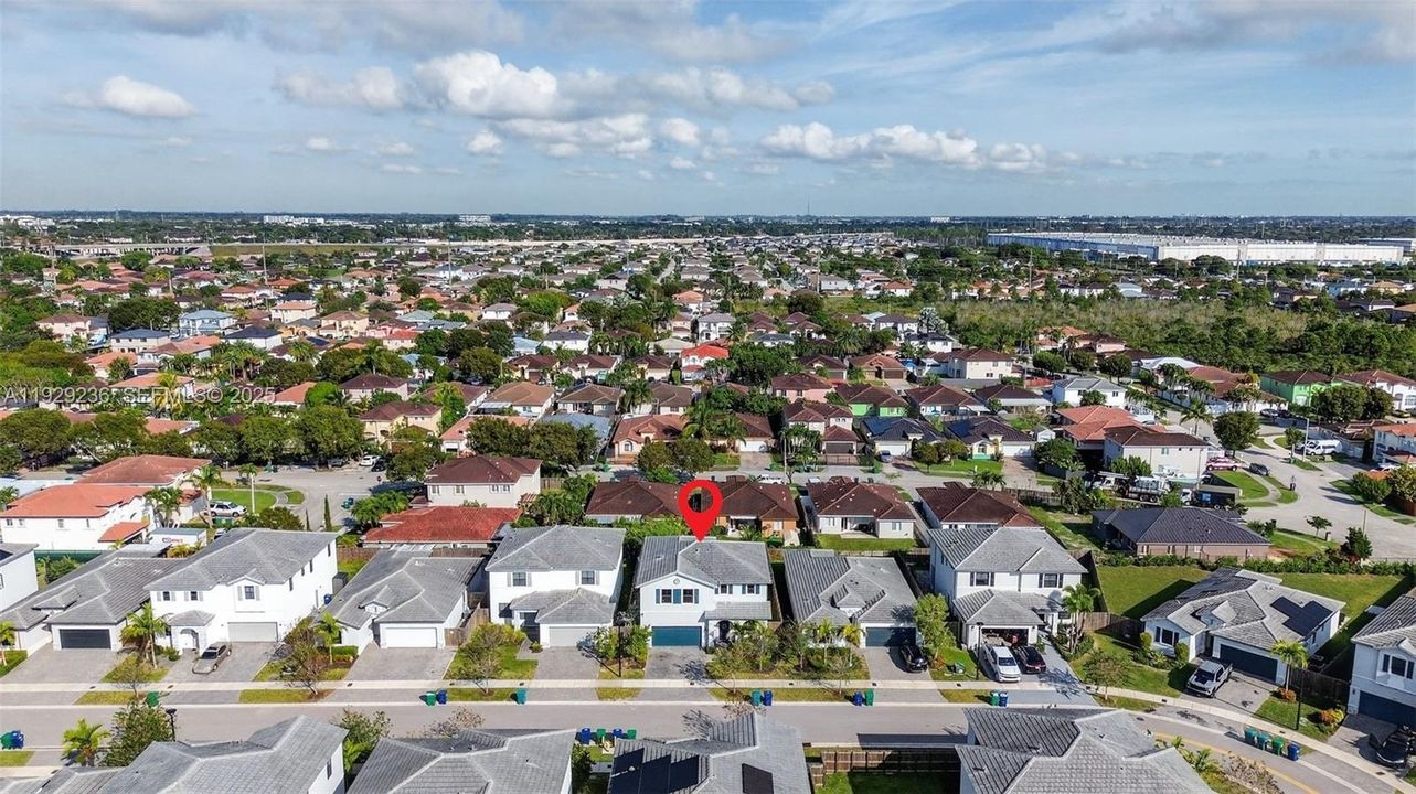 For Sale: $575,000 (4 beds, 2 baths, 2598 Square Feet)