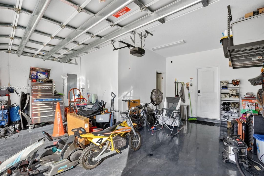 For Sale: $575,000 (4 beds, 2 baths, 2598 Square Feet)