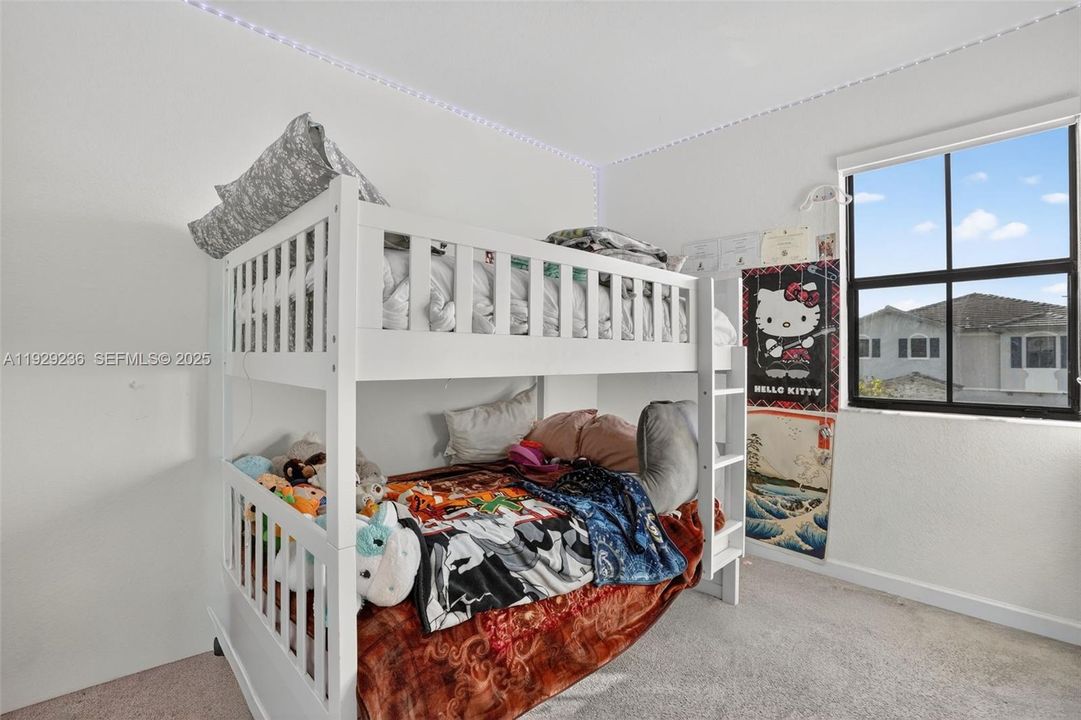 For Sale: $575,000 (4 beds, 2 baths, 2598 Square Feet)