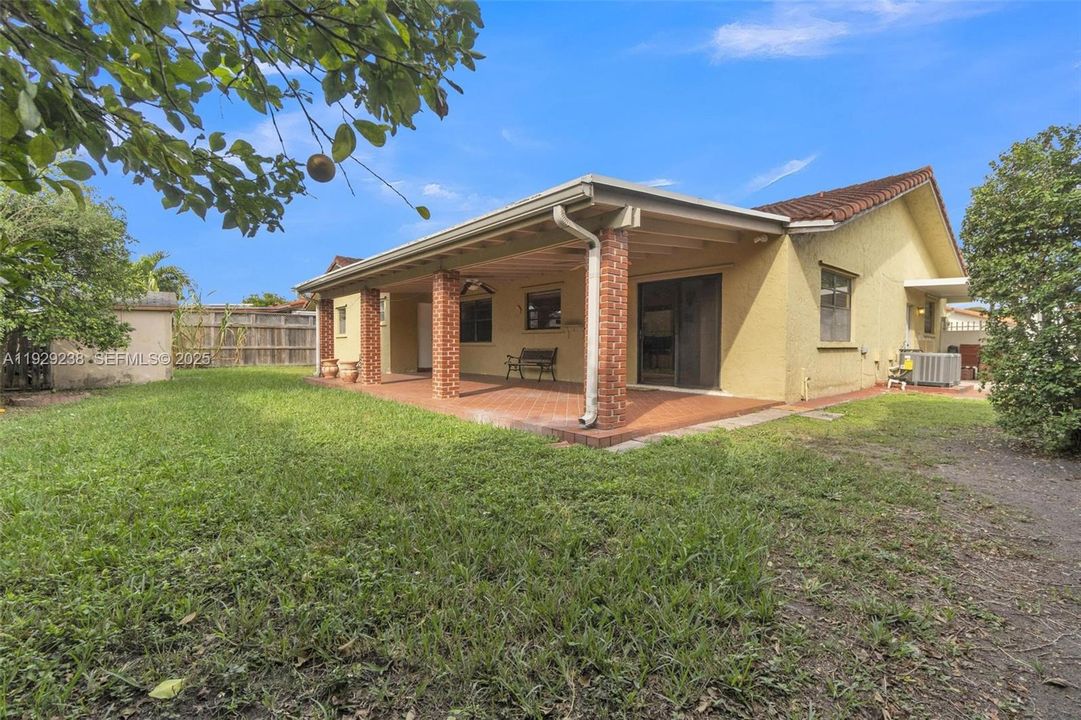 Active With Contract: $550,000 (3 beds, 2 baths, 1775 Square Feet)