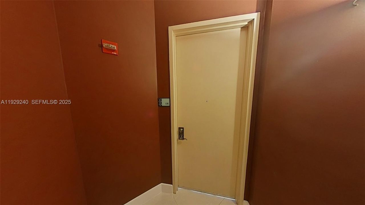 En Venta: $690,000 (2 camas, 2 baños, 1181 Pies cuadrados)