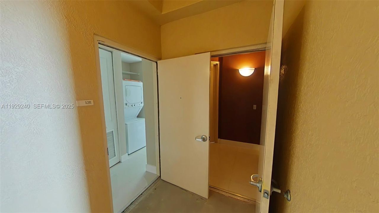 En Venta: $690,000 (2 camas, 2 baños, 1181 Pies cuadrados)