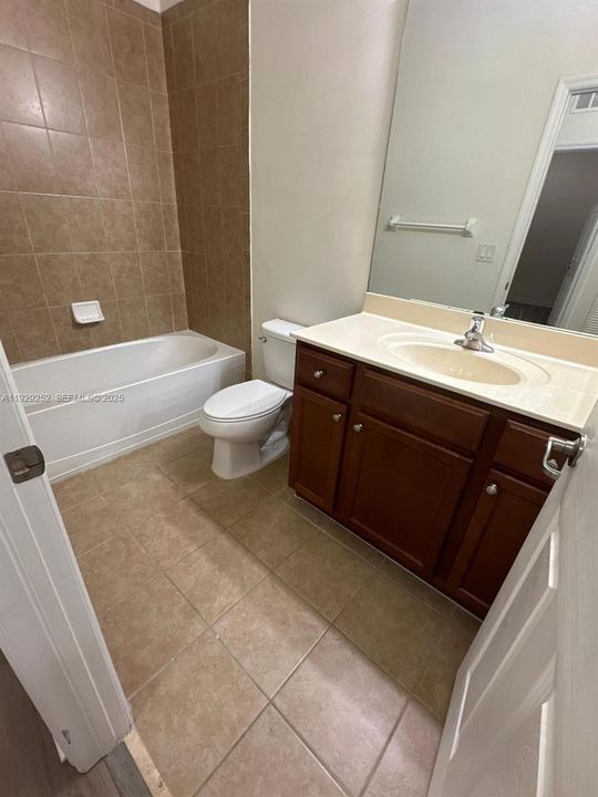 For Rent: $3,200 (3 beds, 2 baths, 1742 Square Feet)