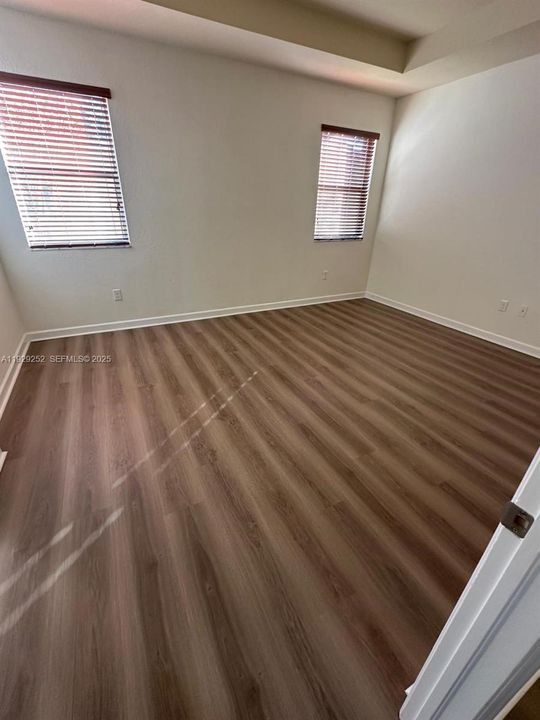 For Rent: $3,200 (3 beds, 2 baths, 1742 Square Feet)