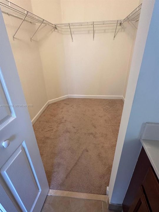 For Rent: $3,200 (3 beds, 2 baths, 1742 Square Feet)