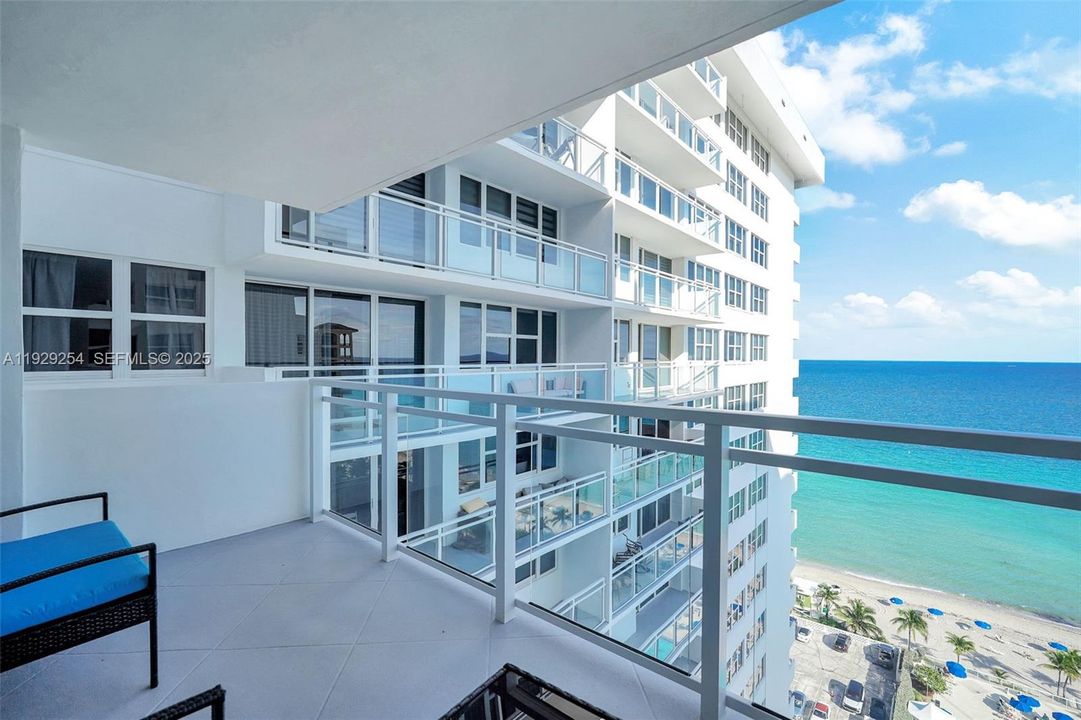 В аренду: $2,750 (1 спален, 1 ванн, 896 Квадратных фут)