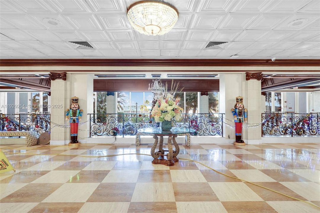 В аренду: $2,750 (1 спален, 1 ванн, 896 Квадратных фут)