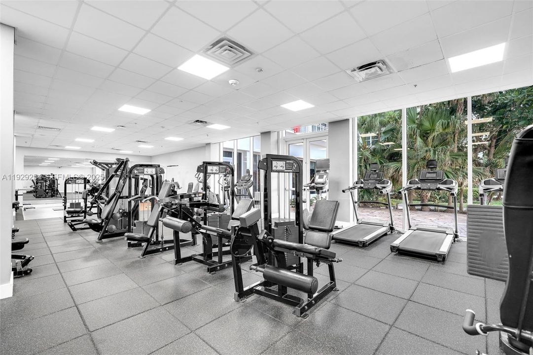 В аренду: $2,750 (1 спален, 1 ванн, 896 Квадратных фут)