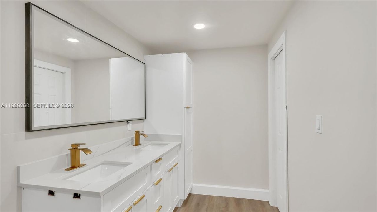 For Sale: $624,990 (4 beds, 2 baths, 1745 Square Feet)