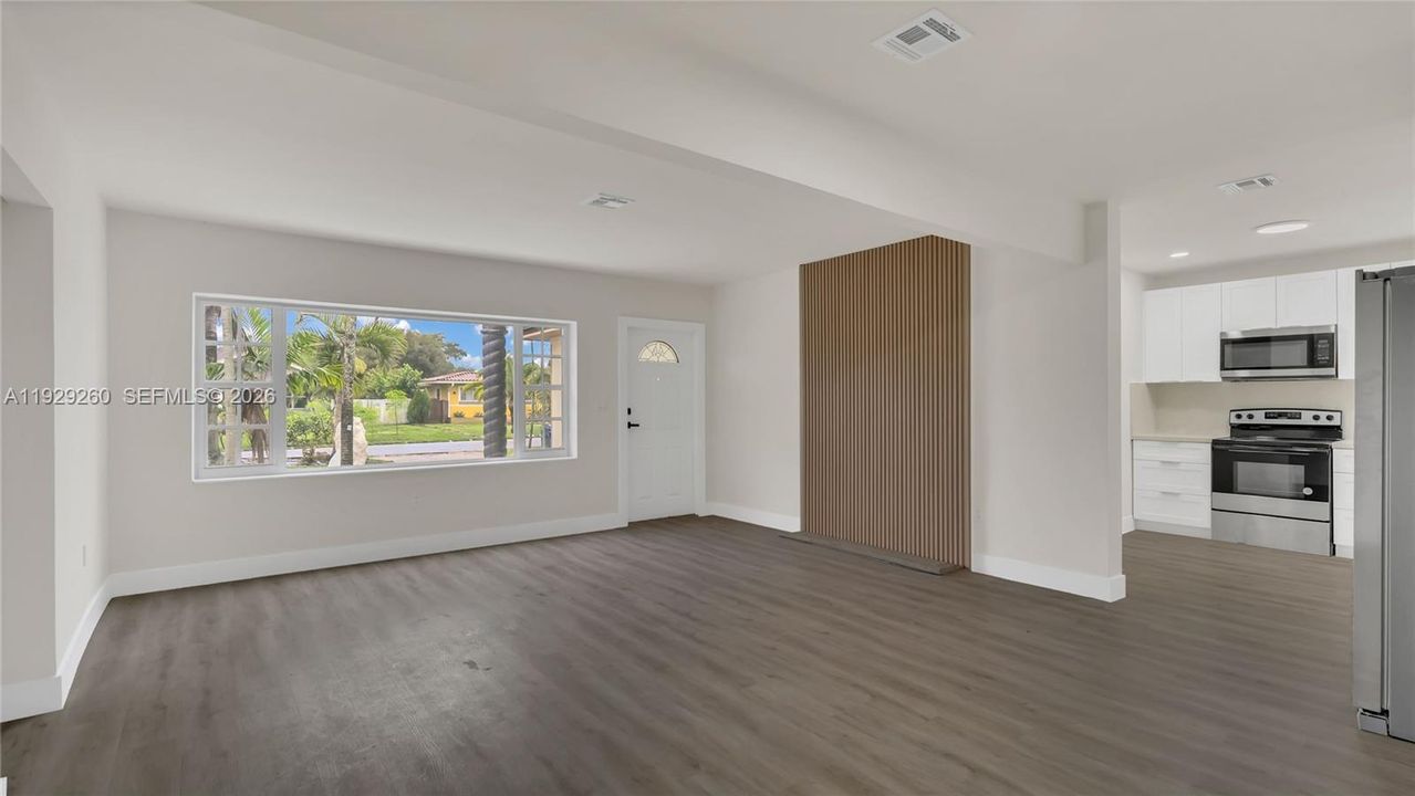 For Sale: $624,990 (4 beds, 2 baths, 1745 Square Feet)