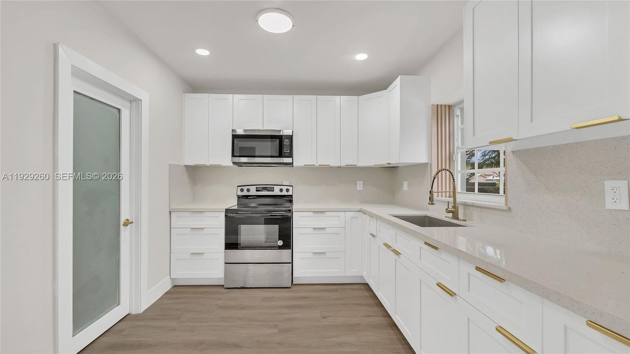 For Sale: $624,990 (4 beds, 2 baths, 1745 Square Feet)