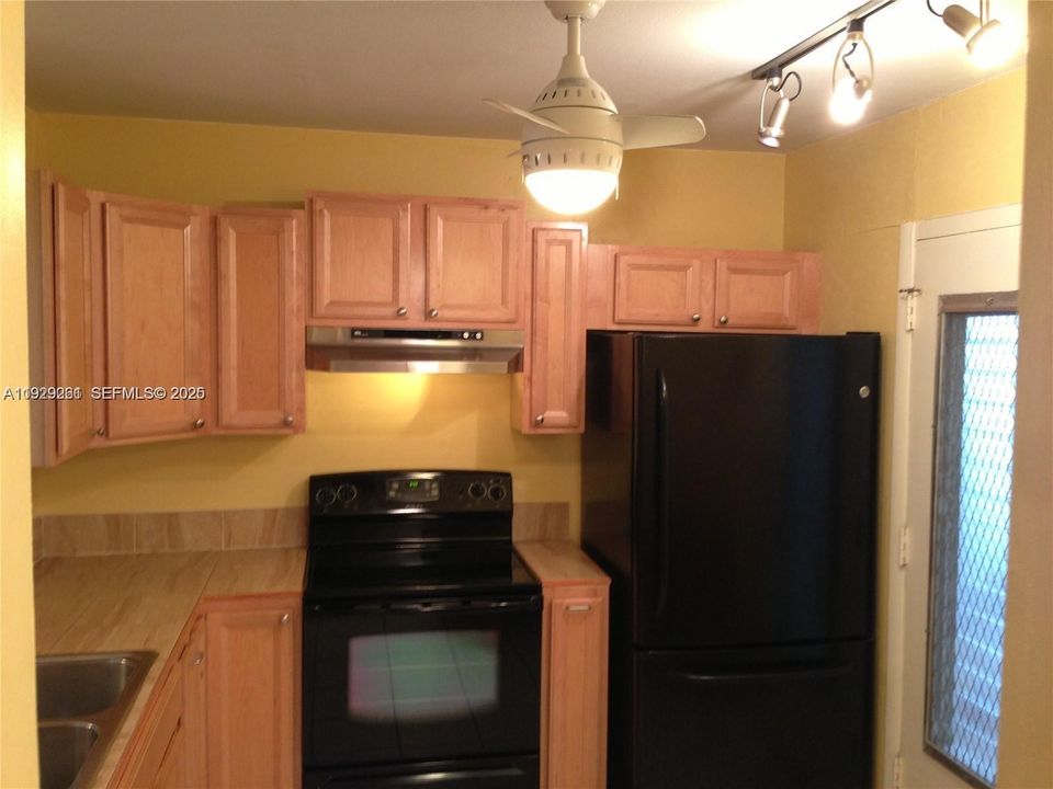 En Venta: $170,000 (1 camas, 1 baños, 940 Pies cuadrados)