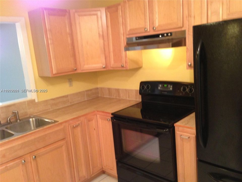 En Venta: $170,000 (1 camas, 1 baños, 940 Pies cuadrados)