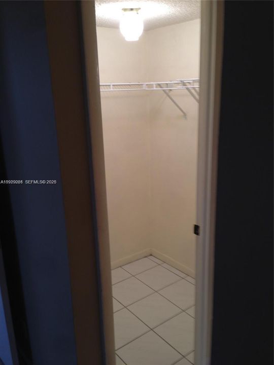 En Venta: $170,000 (1 camas, 1 baños, 940 Pies cuadrados)