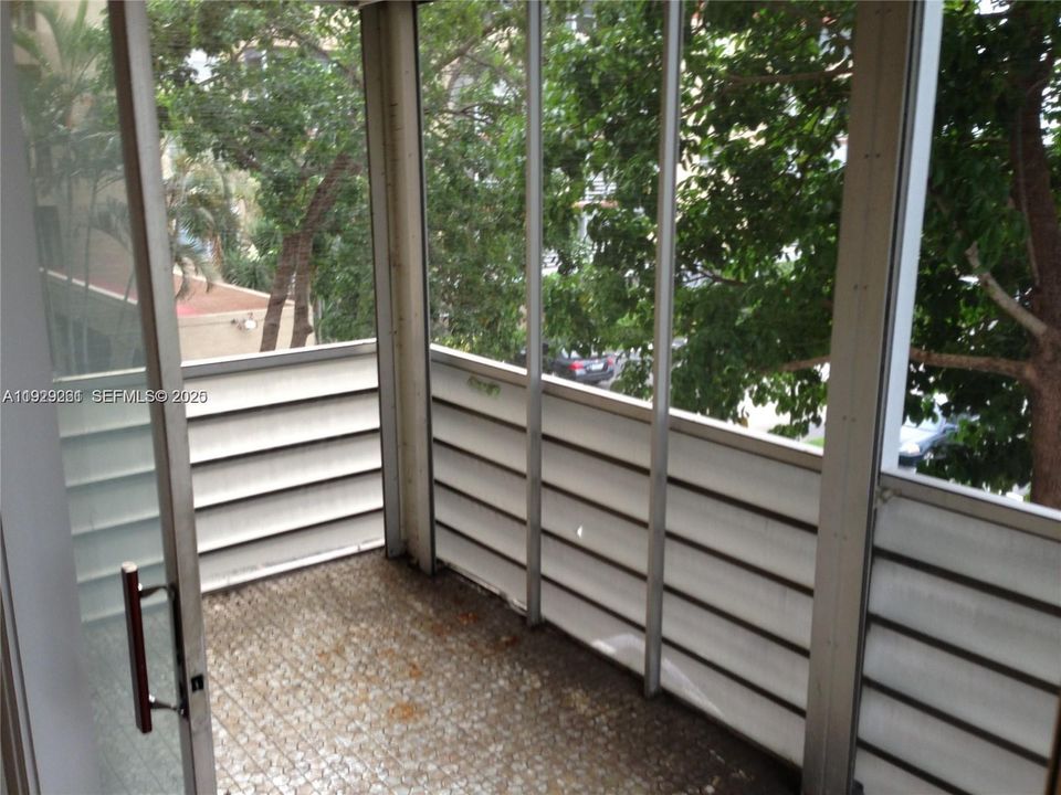 En Venta: $170,000 (1 camas, 1 baños, 940 Pies cuadrados)