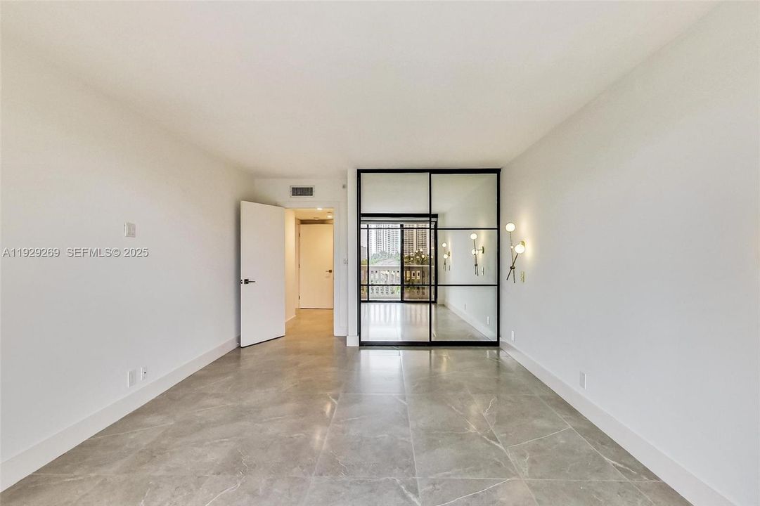 For Rent: $5,500 (3 beds, 2 baths, 1520 Square Feet)