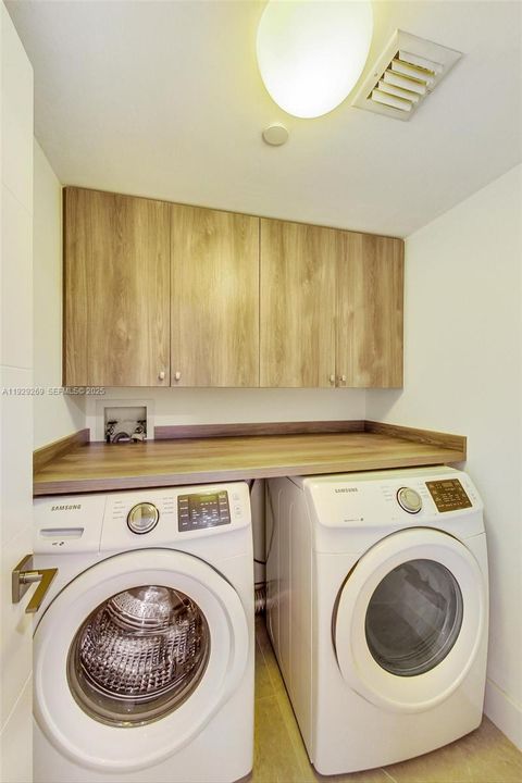 For Rent: $5,500 (3 beds, 2 baths, 1520 Square Feet)