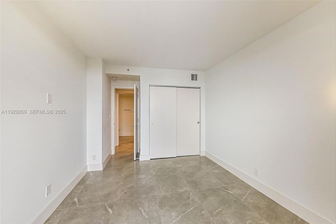 For Rent: $5,500 (3 beds, 2 baths, 1520 Square Feet)