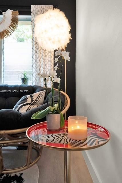 В аренду: $1,850 (0 спален, 1 ванн, 380 Квадратных фут)