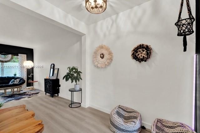 В аренду: $1,850 (0 спален, 1 ванн, 380 Квадратных фут)