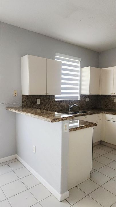 For Rent: $2,200 (3 beds, 3 baths, 0 Square Feet)
