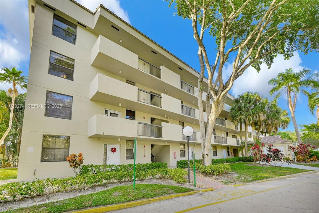 出租: $2,200 (2 贝兹, 2 浴室, 1340 平方英尺)