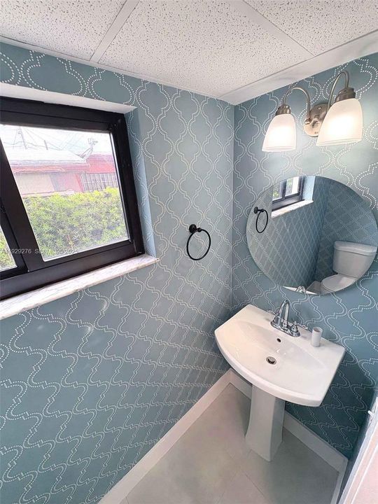 В аренду: $3,600 (3 спален, 2 ванн, 1610 Квадратных фут)