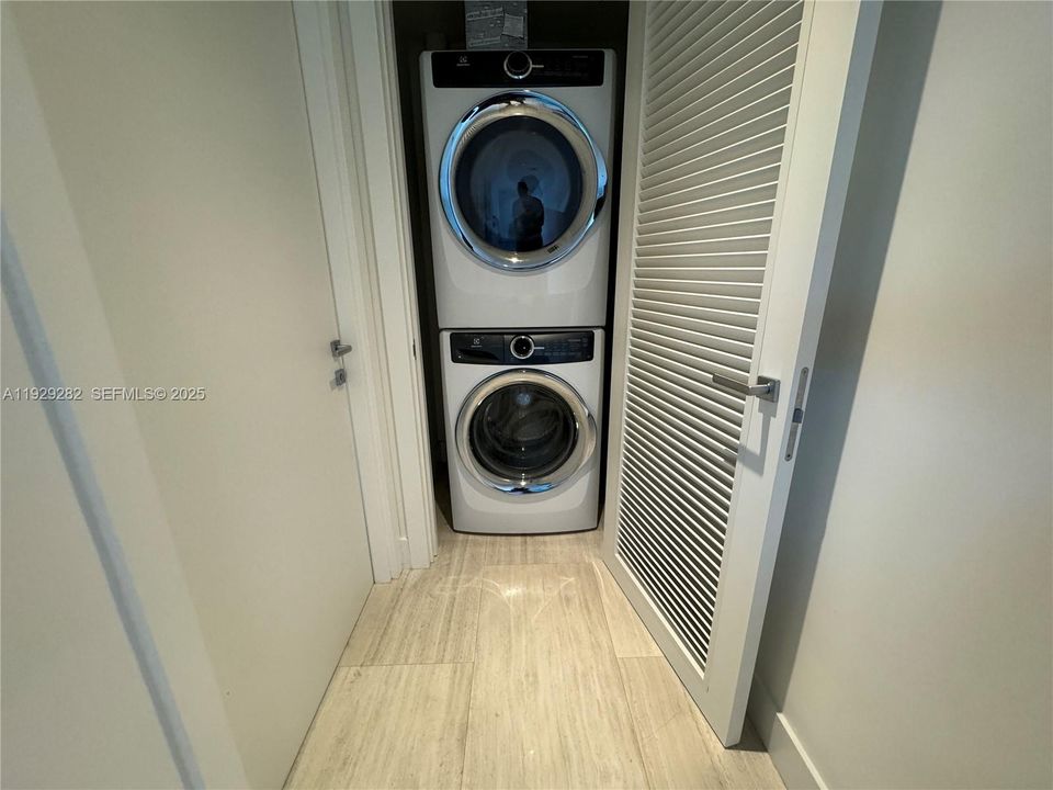 En Renta: $6,000 (2 camas, 2 baños, 963 Pies cuadrados)