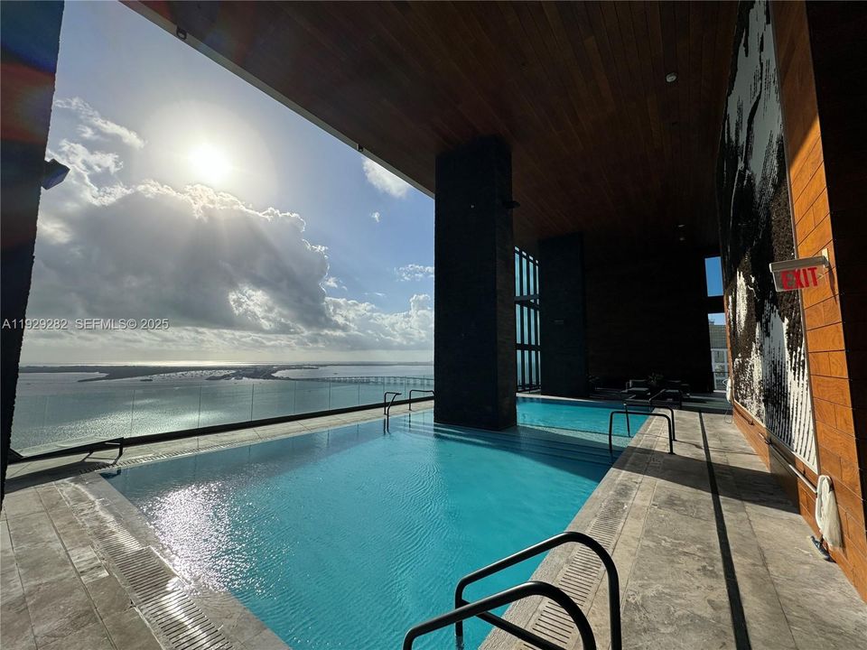 En Renta: $6,000 (2 camas, 2 baños, 963 Pies cuadrados)