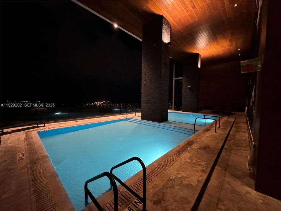 En Renta: $6,000 (2 camas, 2 baños, 963 Pies cuadrados)