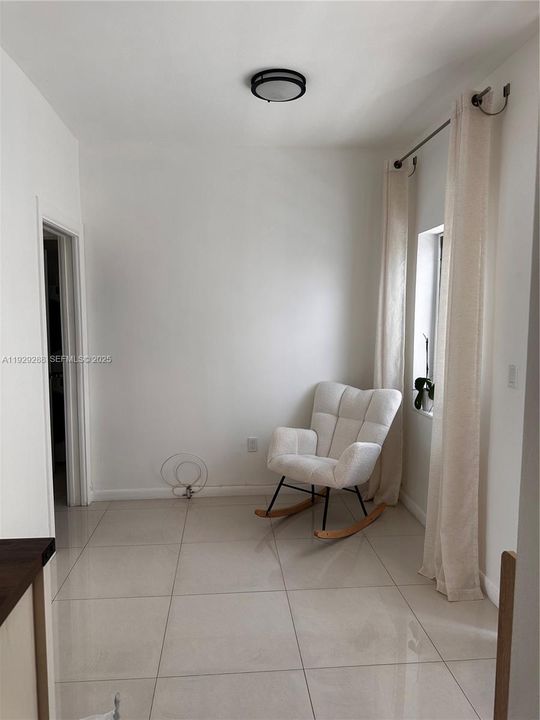 В аренду: $2,400 (1 спален, 1 ванн, 692 Квадратных фут)