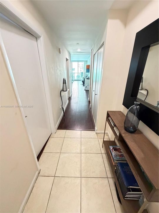 В аренду: $3,800 (2 спален, 2 ванн, 1370 Квадратных фут)