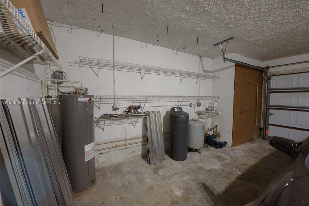 На продажу: $849,900 (3 спален, 3 ванн, 2300 Квадратных фут)