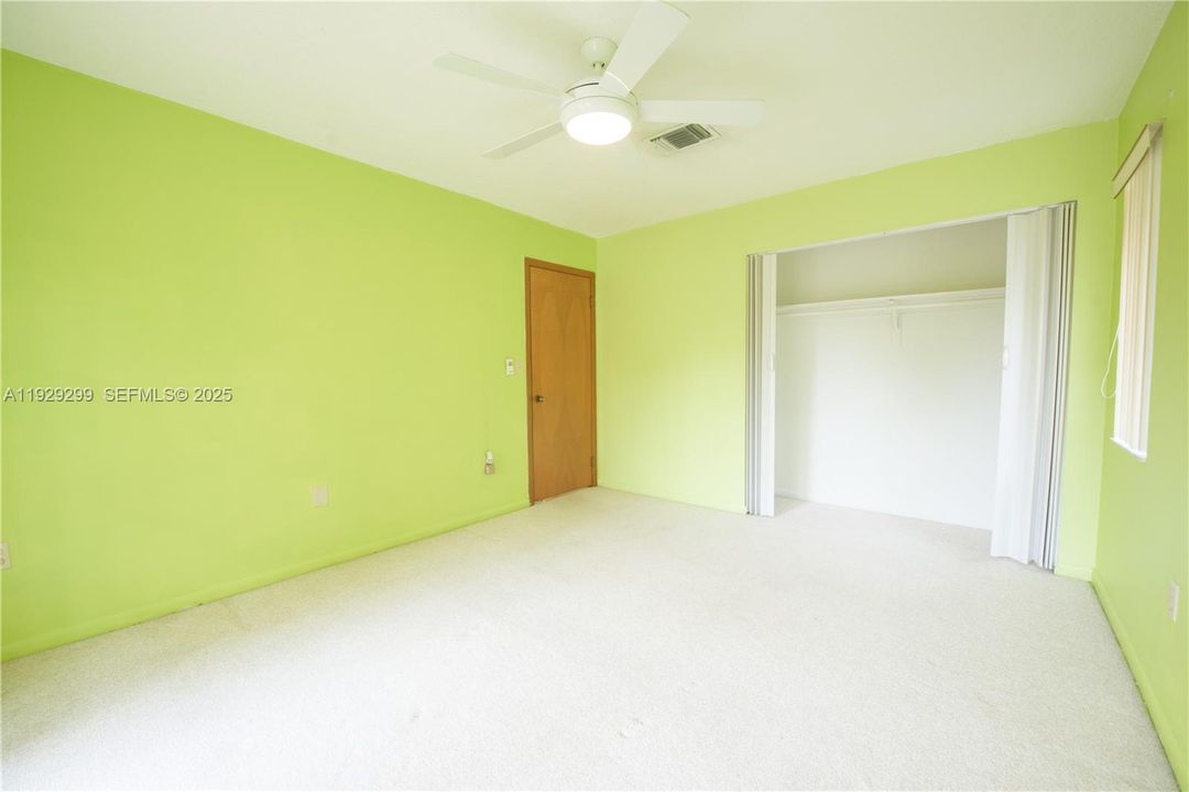 На продажу: $849,900 (3 спален, 3 ванн, 2300 Квадратных фут)