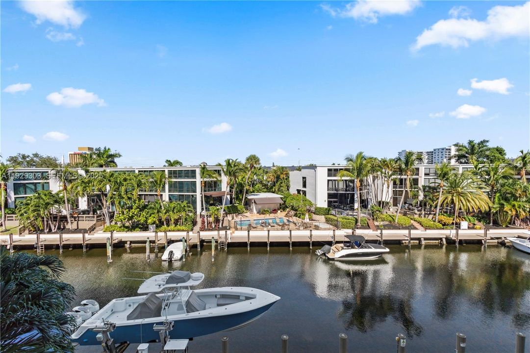 En Renta: $3,150 (2 camas, 2 baños, 1450 Pies cuadrados)