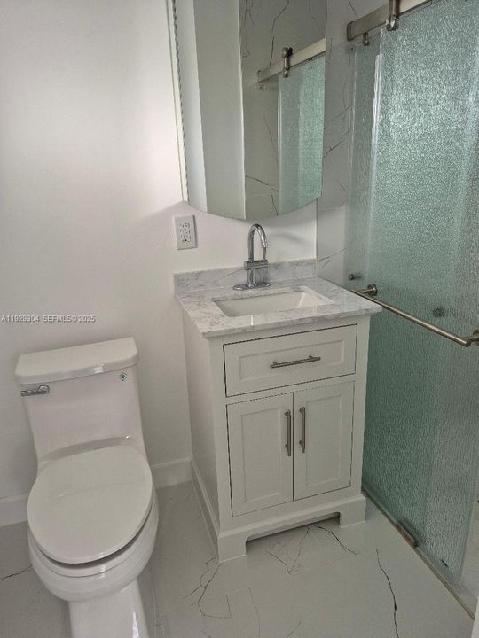 For Sale: $725,000 (3 beds, 2 baths, 1056 Square Feet)