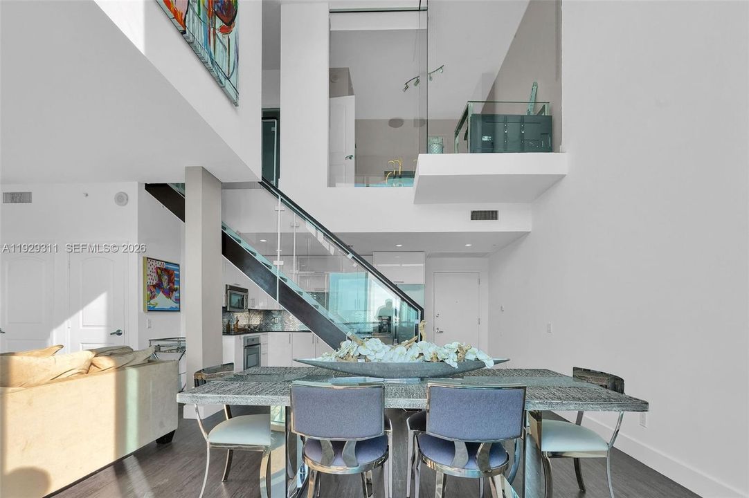 For Rent: $5,550 (2 beds, 3 baths, 1293 Square Feet)