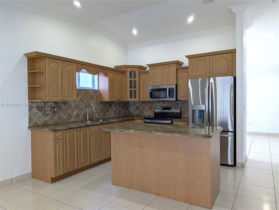 待售: $585,500 (3 贝兹, 2 浴室, 1409 平方英尺)