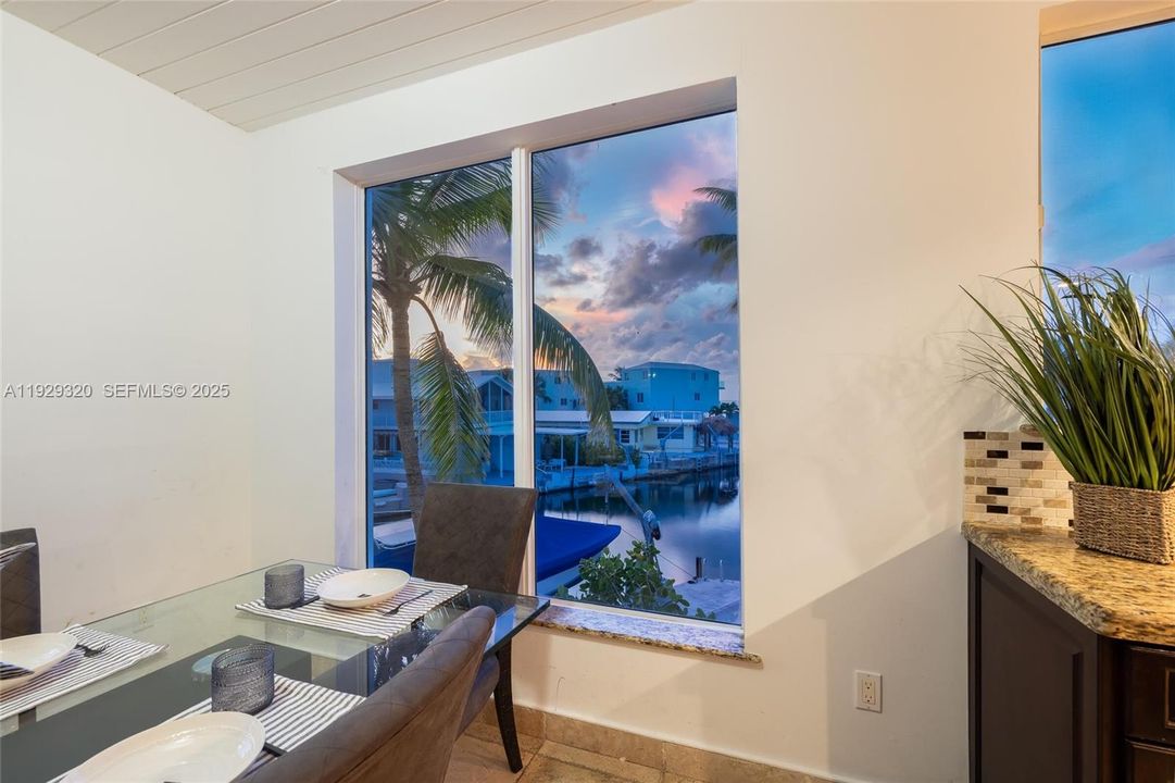 En Venta: $2,300,000 (4 camas, 4 baños, 3140 Pies cuadrados)