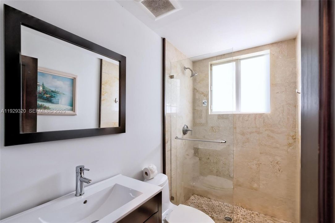 En Venta: $2,300,000 (4 camas, 4 baños, 3140 Pies cuadrados)