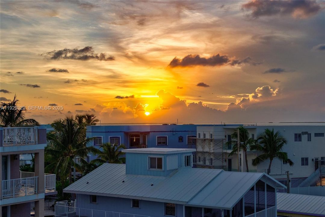 En Venta: $2,300,000 (4 camas, 4 baños, 3140 Pies cuadrados)