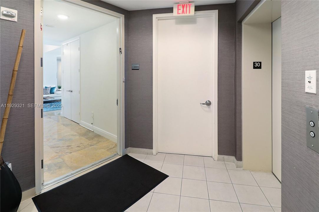 Semi-private Foyer